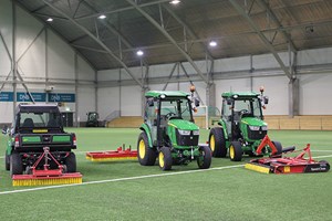 Slik vedlikeholder du kunstgresset