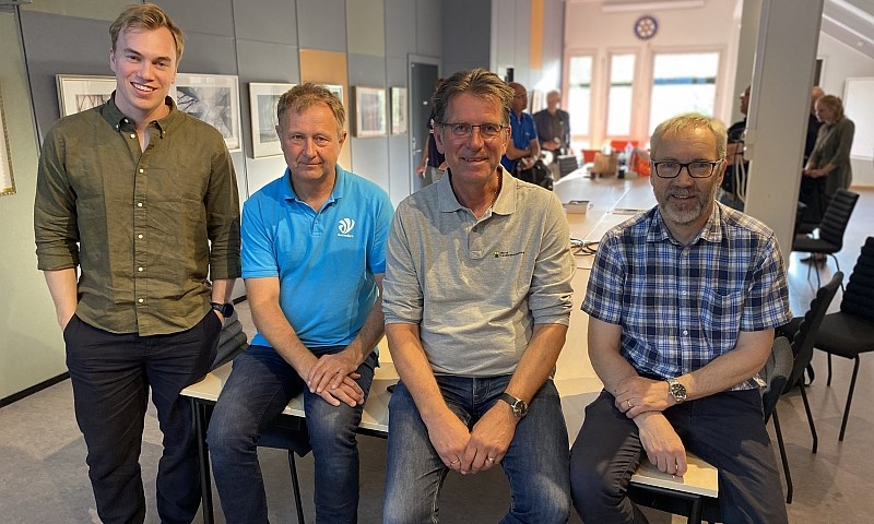 Fire karer med korn i blikket