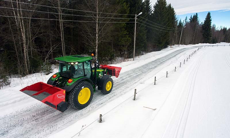 Traktor med strømaskin