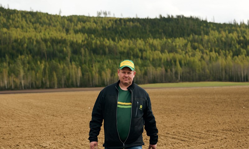 Disse bøndene skal dyrke korn  med lavere utslipp