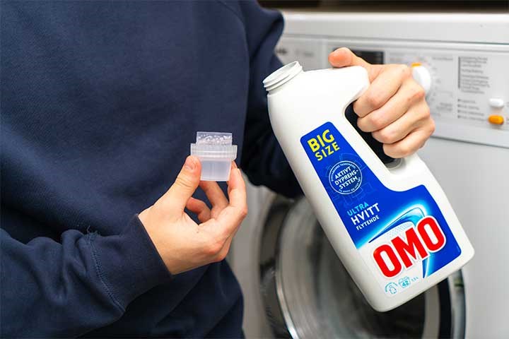 Bilde av OMO hvitt flytende tøyvaskl 1,5l