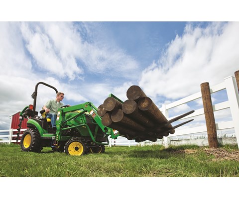 Kompakttraktor 1026R uten hytte