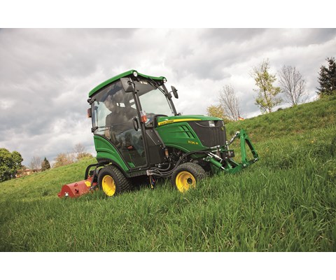 Kompakttraktor 1026R uten hytte