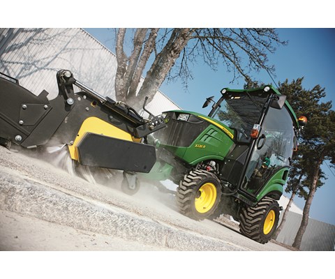 Kompakttraktor 1026R uten hytte