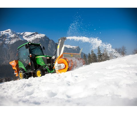 Kompakttraktor 1026R med hytte