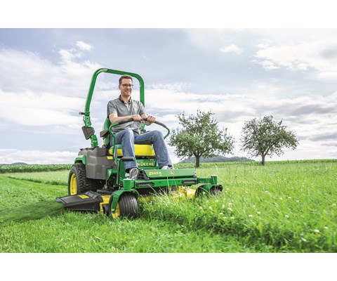 Spakstyrt plentraktor Z545R