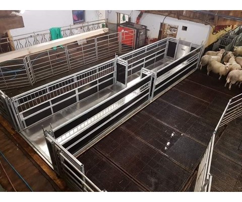 Fôrkasse 2 m for sau med 2 stk luker