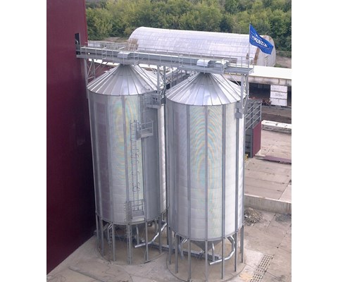 Utendørs rund lagringssilo