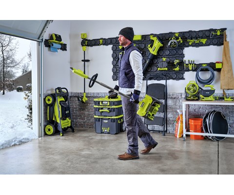 Batteridrevet snøslynge RY18ST25A-0