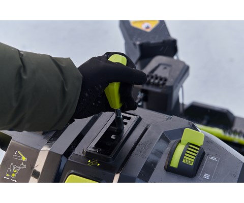 Batteridrevet snøfreser RY36STX56A-250