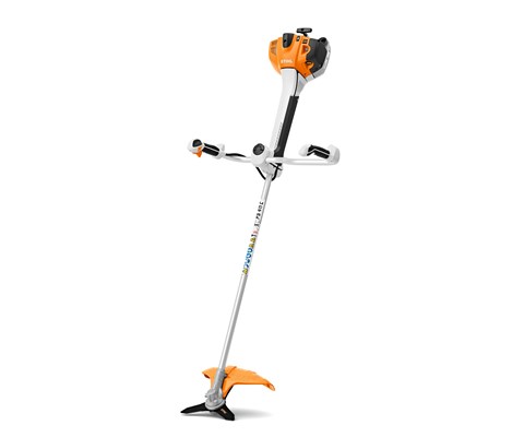 Bensindrevet gressag/ryddesag FS 411.0 C-EM