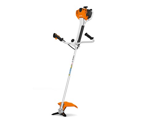 Bensindrevet gressag/ryddesag FS 411.0 C-EM