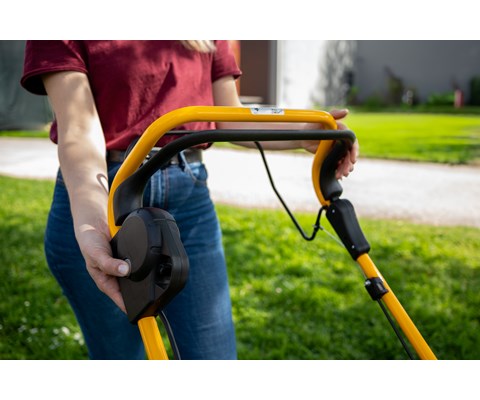 Batteridrevet gressklipper 48 S AE sett