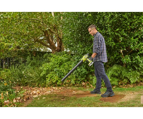 Batteridrevet løvblåser RY18BLCXA-0