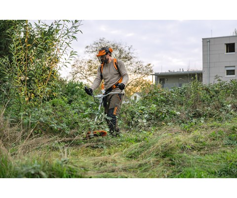 Batteridrevet gress/ryddesag FSA 200.0