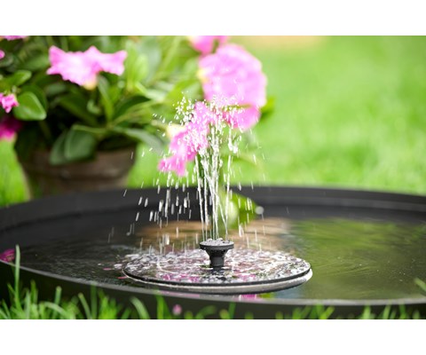 Vannfontene solar med LED-lys