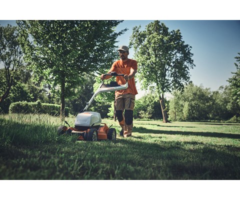 Batteridrevet gressklipper RMA 7 RV