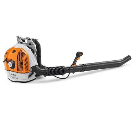 Bensindrevet ryggbåren løvblåser BR 600