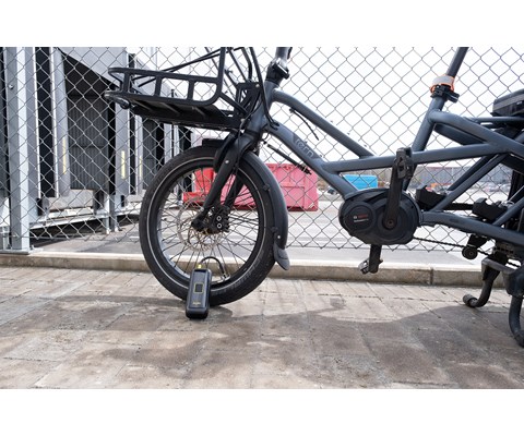 Luftpumpe, bærbar kompressor Airbird C4