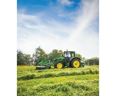 Traktor 6M130 156 hk