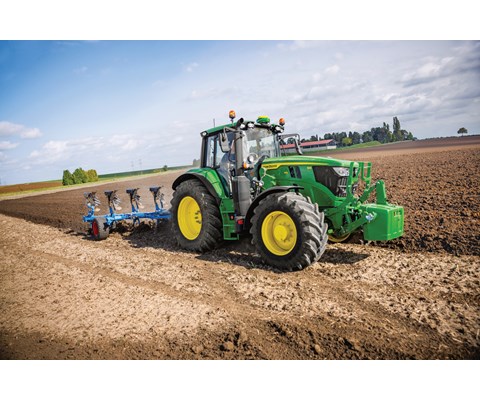 Traktor 6M155 182 hk