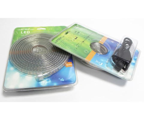 Lyslenke rull varm hvit farge med støpsel 5 m