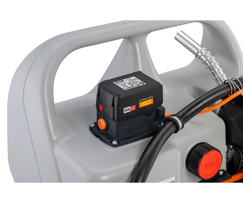 Transporttank med CAS batteri 4 Ah100 L