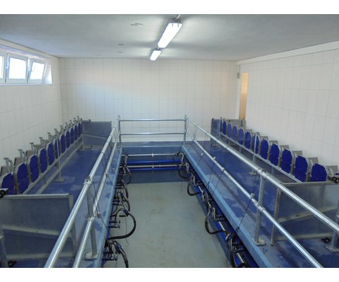 Fast stall med kaskadefront